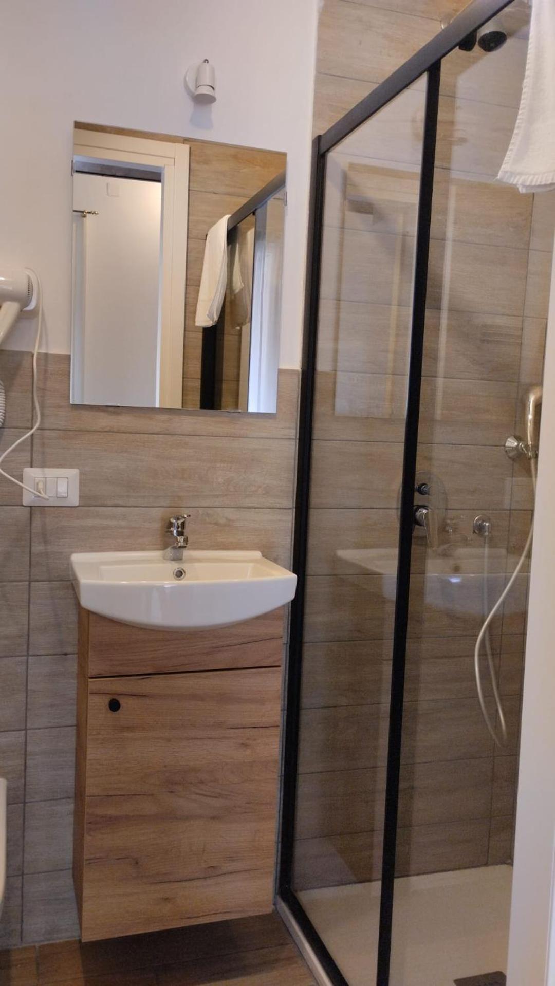 Residence E Appartamenti Cavallerizza ナポリ エクステリア 写真