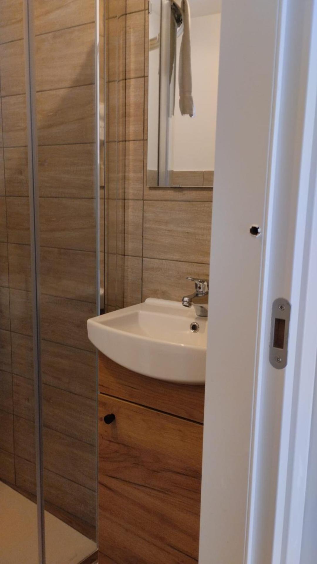 Residence E Appartamenti Cavallerizza ナポリ エクステリア 写真