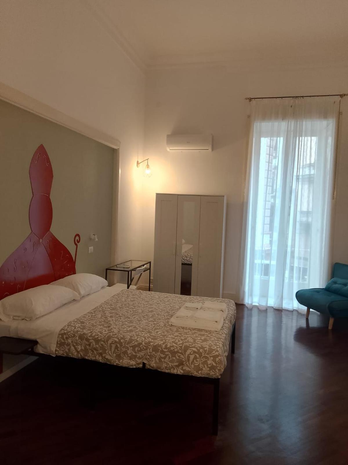 Residence E Appartamenti Cavallerizza ナポリ エクステリア 写真
