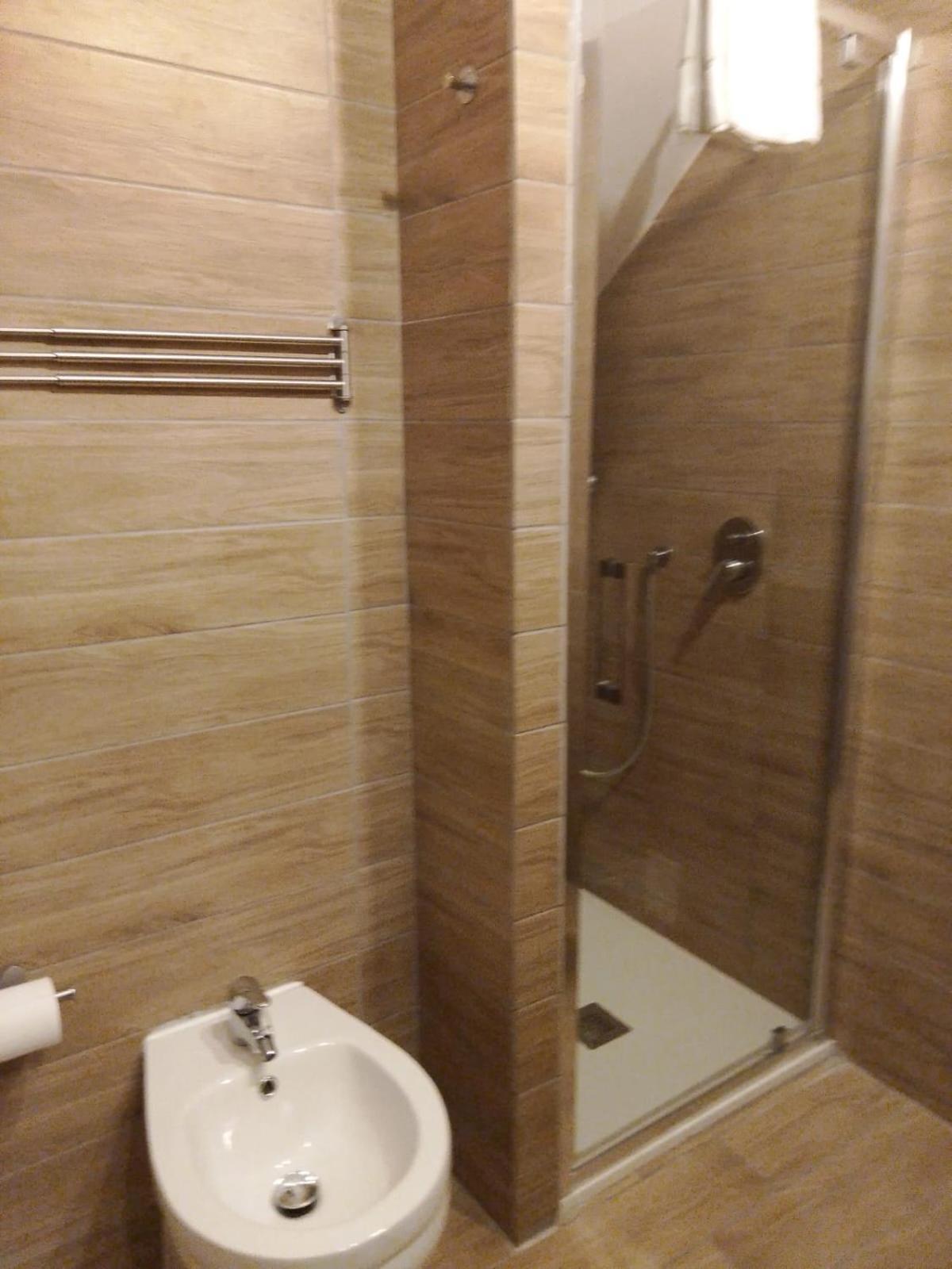 Residence E Appartamenti Cavallerizza ナポリ エクステリア 写真